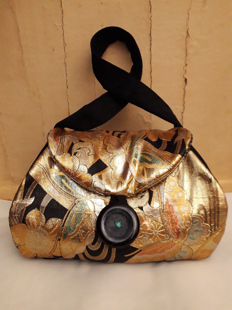 Click to shop handbags